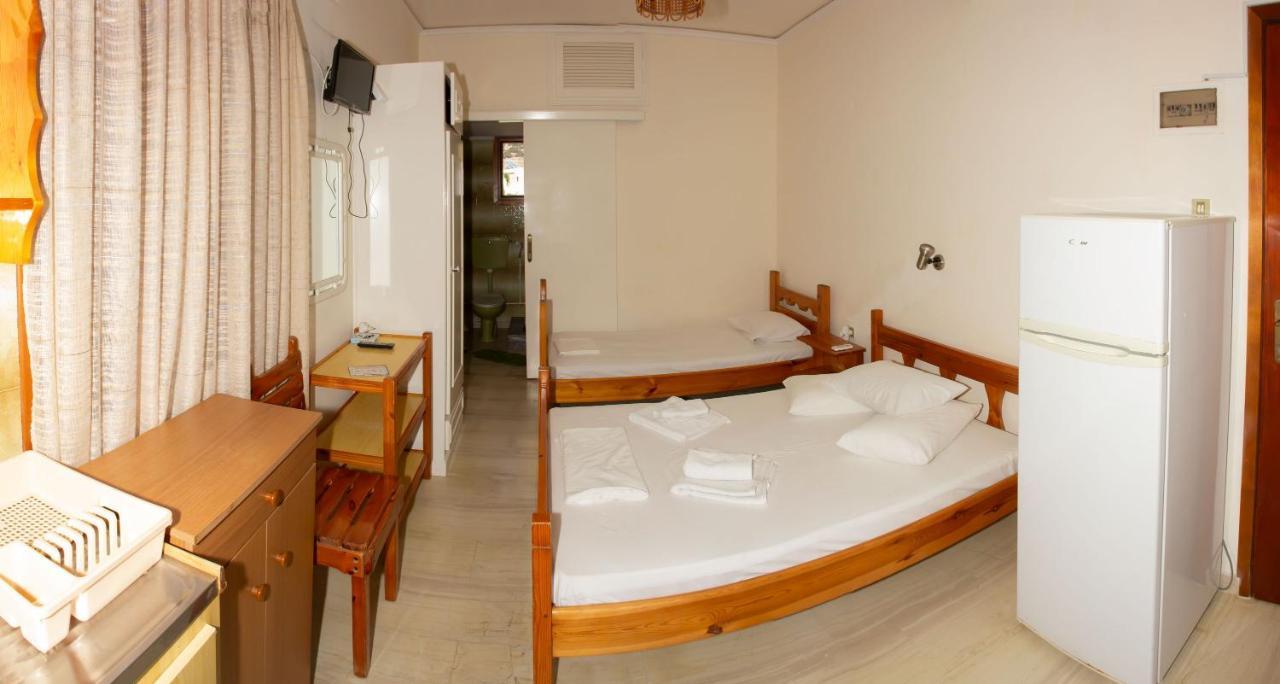 Aristidis Apartment Galissas Exterior photo
