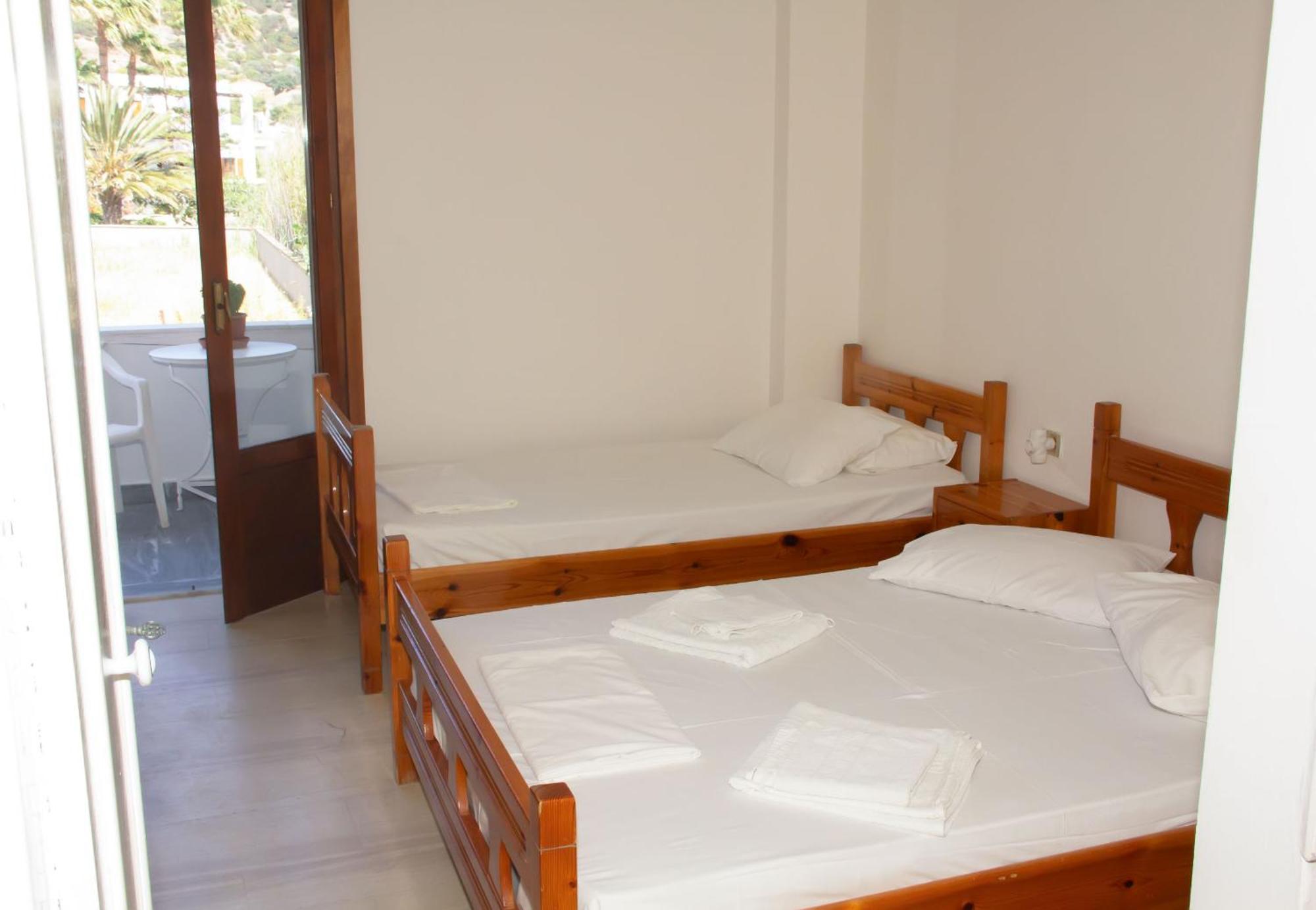 Aristidis Apartment Galissas Exterior photo