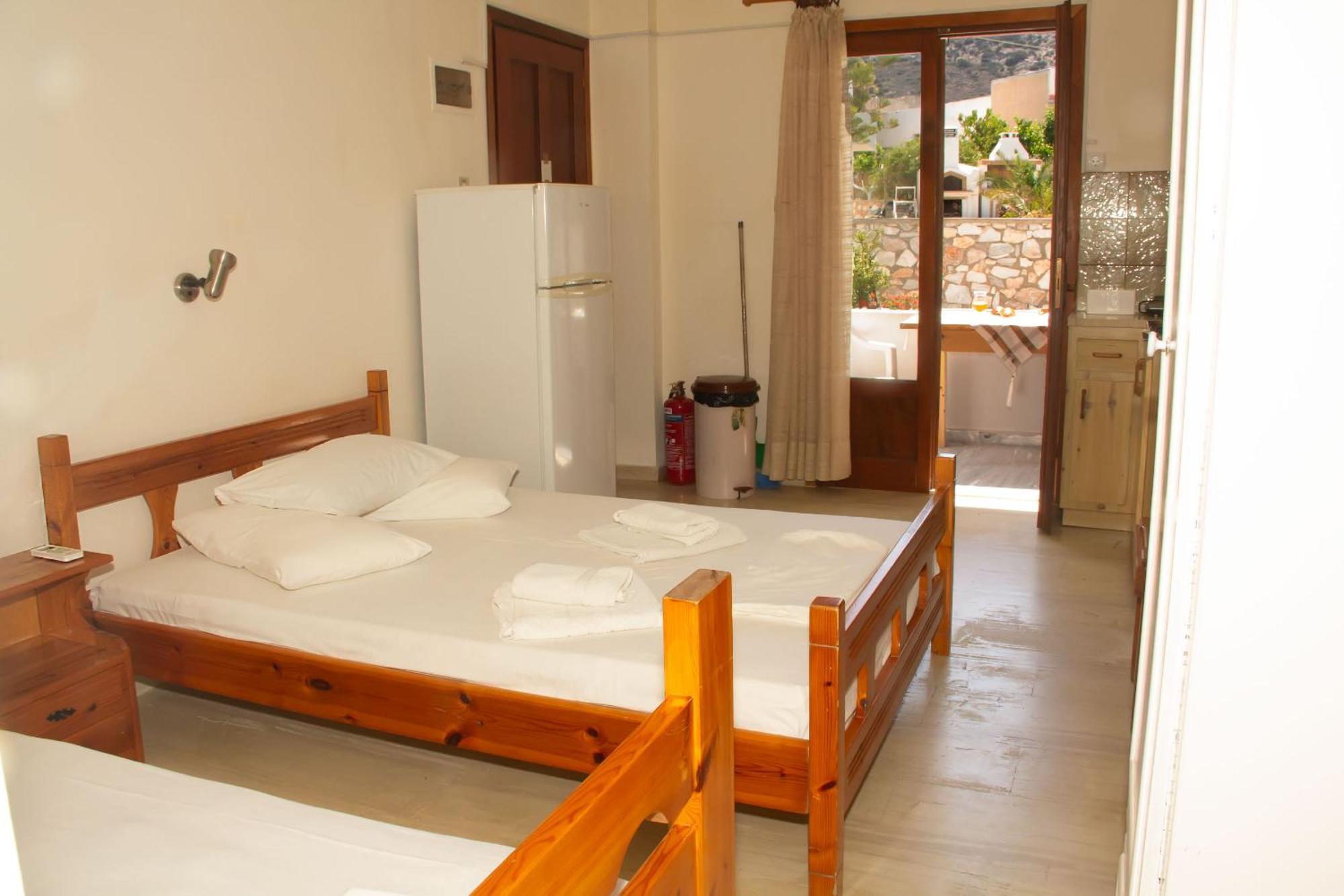 Aristidis Apartment Galissas Exterior photo